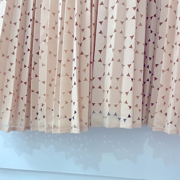 [6] LABEL BY FIVE TWELVE Dress Nude laser cut with bow - Picture 6 of 11